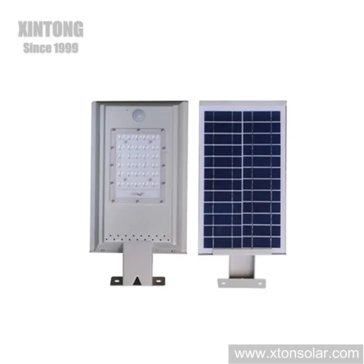 Alt i ett integrert vanntett LED-lampe for solenergi